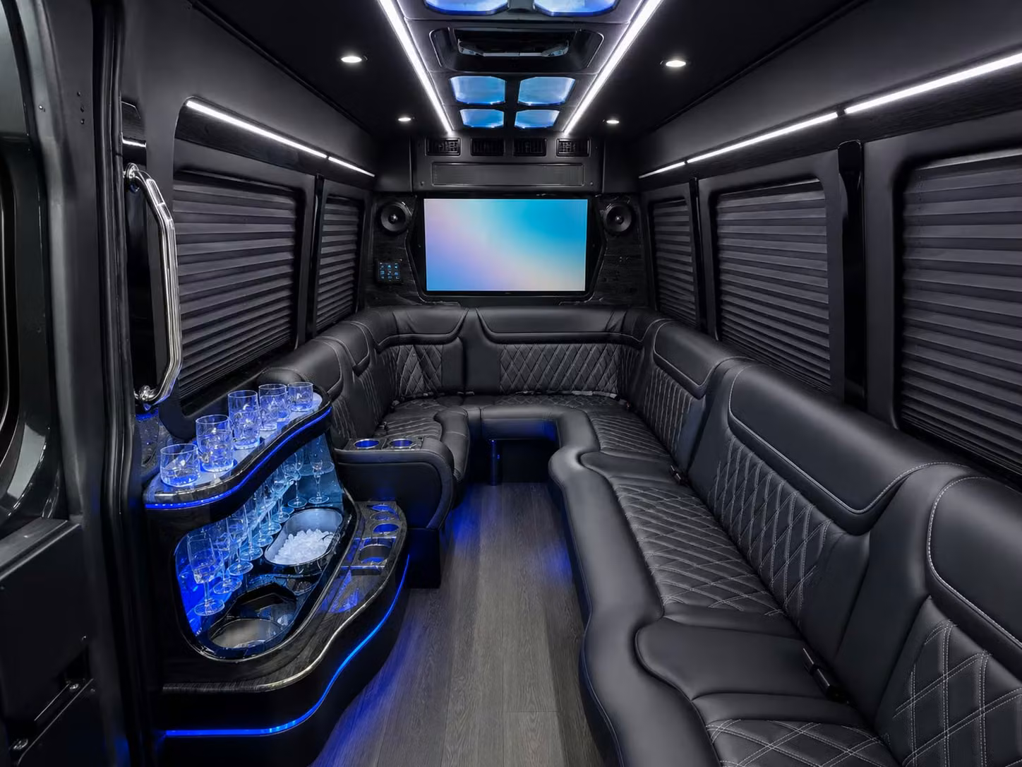 corporate group transportation to joint base lewis mcchord and government facilities